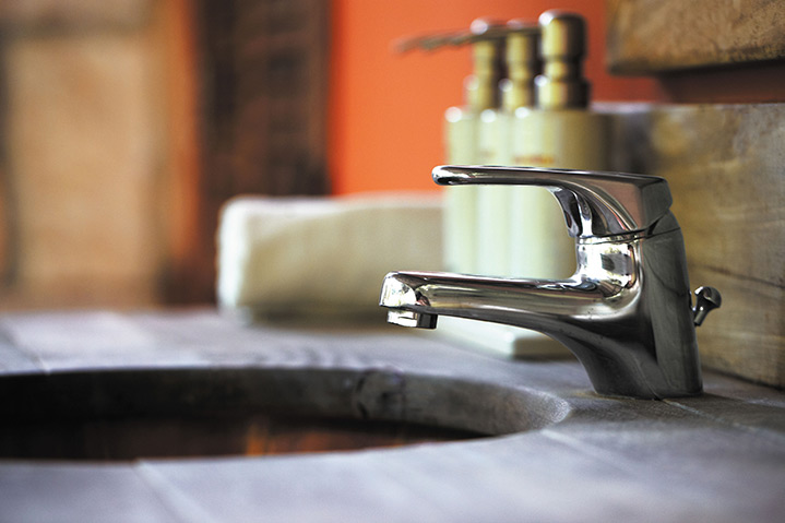 A2B Plumbers are able to fix any leaking taps you may have in Ollerton. 